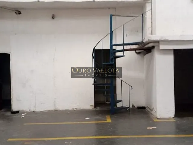 Galpão / Barracão com 950m², para alugar, no bairro Tatuapé em São Paulo