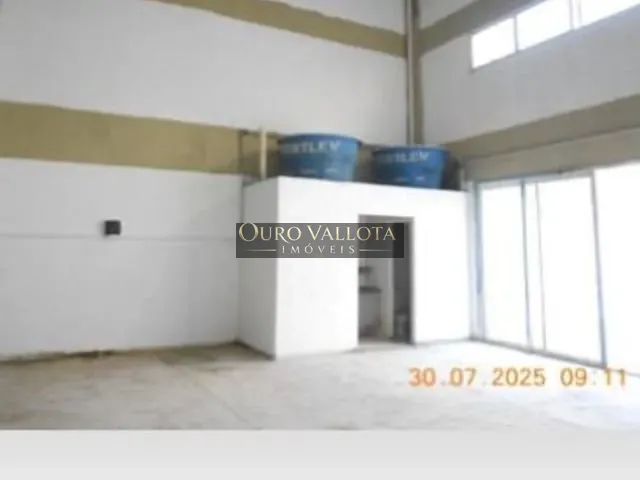 Galpão / Barracão com 500m², para alugar, no bairro Vila Bertioga em São Paulo