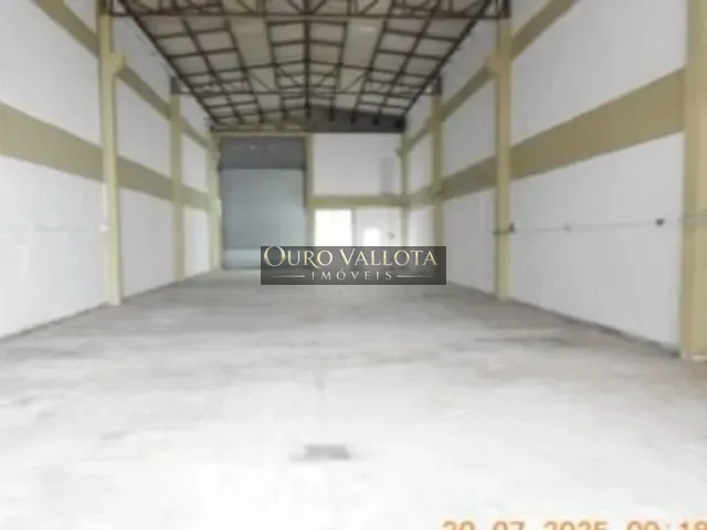 Galpão / Barracão com 500m², para alugar, no bairro Vila Bertioga em São Paulo