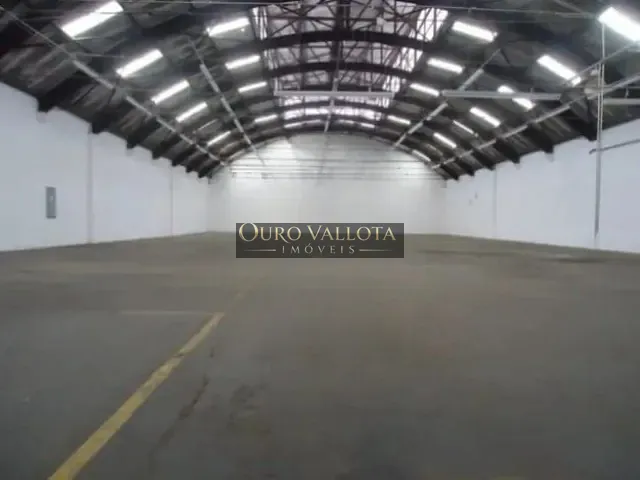 Galpão / Barracão com 1000m², para alugar, no bairro Vila Bertioga em São Paulo