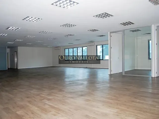 Galpão / Barracão com 17771m², à venda, no bairro Jardim Itaquiti em Barueri