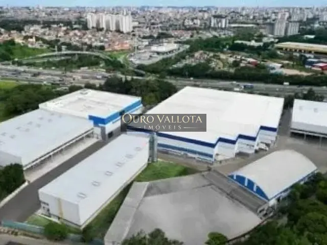 Galpão / Barracão com 4502m², para alugar, no bairro Macedo em Guarulhos