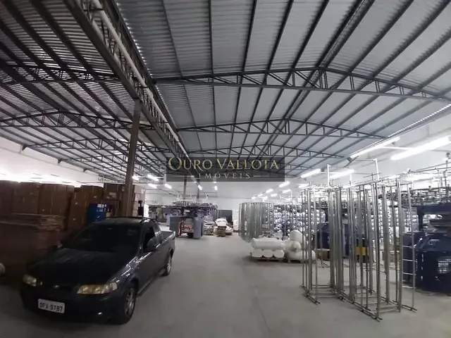 Galpão / Barracão com 2047m², à venda, no bairro Brás em São Paulo