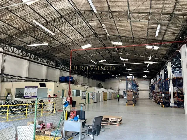 Galpão / Barracão com 11300m², para alugar, no bairro Vila Leopoldina em São Paulo