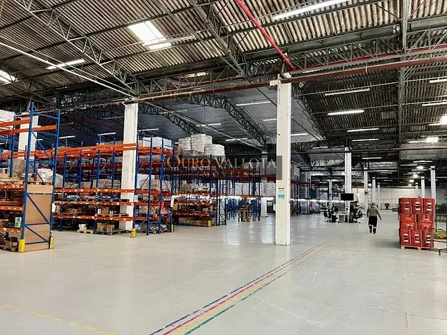 Galpão / Barracão com 11300m², para alugar, no bairro Vila Leopoldina em São Paulo