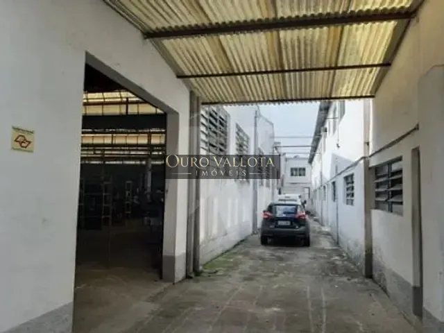 Galpão / Barracão com 3324m², à venda, no bairro Vila Nilo em São Paulo