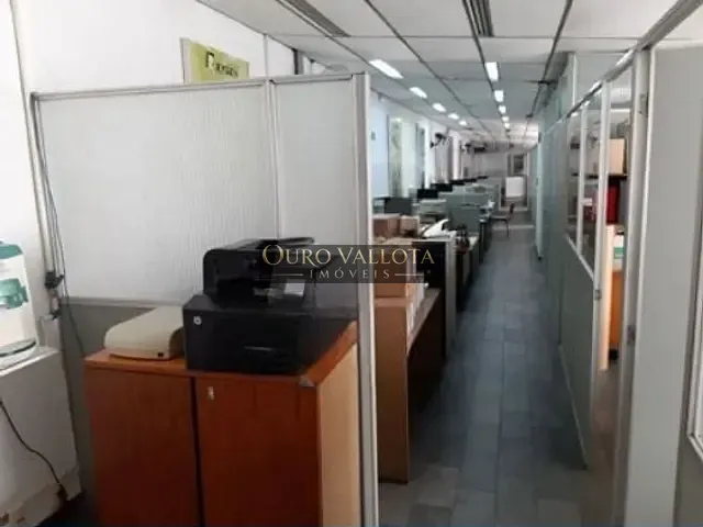 Galpão / Barracão com 3324m², à venda, no bairro Vila Nilo em São Paulo