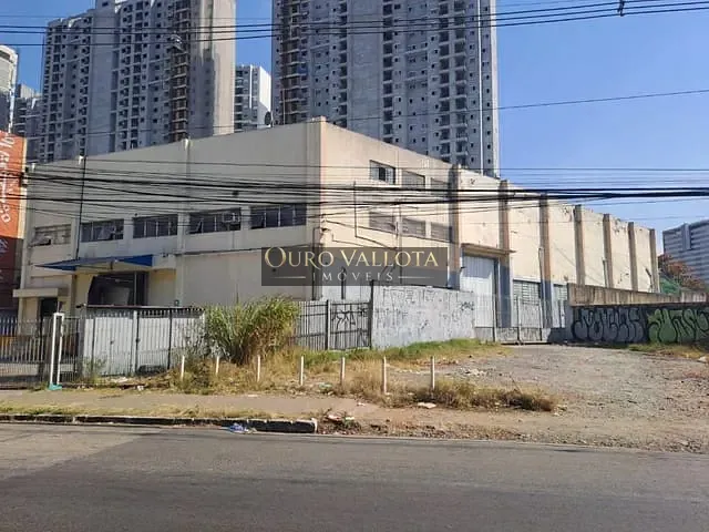 Galpão / Barracão com 2596m², à venda, no bairro Água Branca em São Paulo
