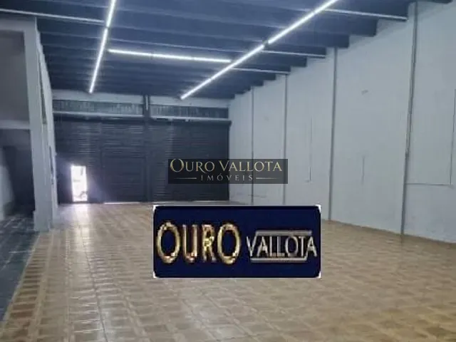 Galpão / Barracão com 750m², para alugar, no bairro Vila Regente Feijó em São Paulo