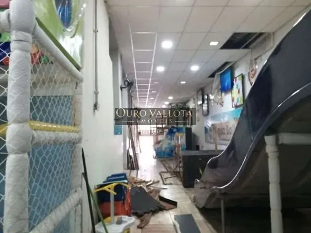 Galpão / Barracão com 498m², para alugar, no bairro Vila Bela em São Paulo