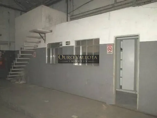 Galpão / Barracão com 2000m², para alugar, no bairro Vila Independência em São Paulo
