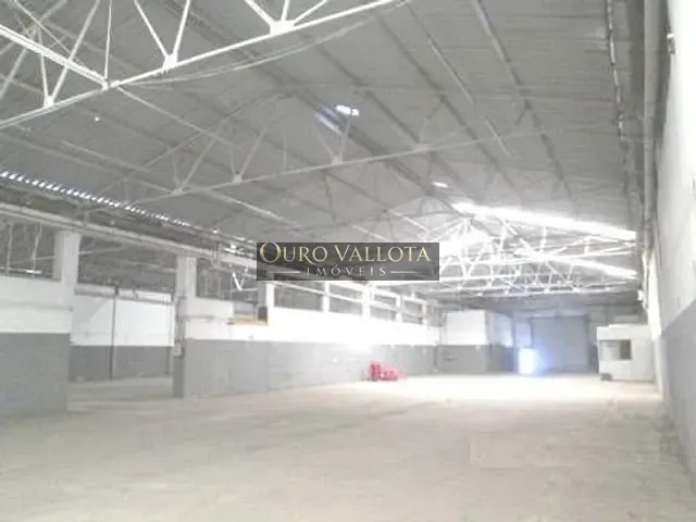Galpão / Barracão com 2000m², para alugar, no bairro Vila Independência em São Paulo