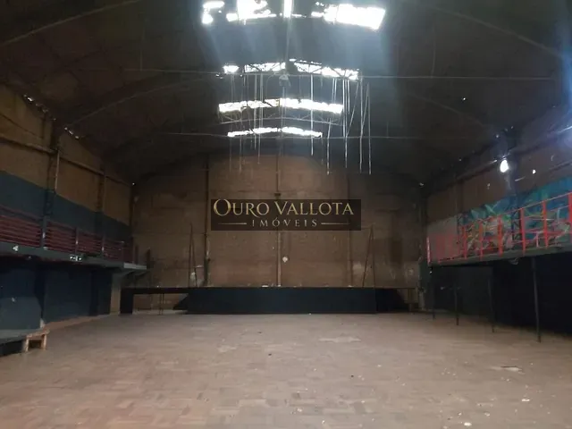 Galpão / Barracão com 766m², para alugar, no bairro Vila Maria em São Paulo