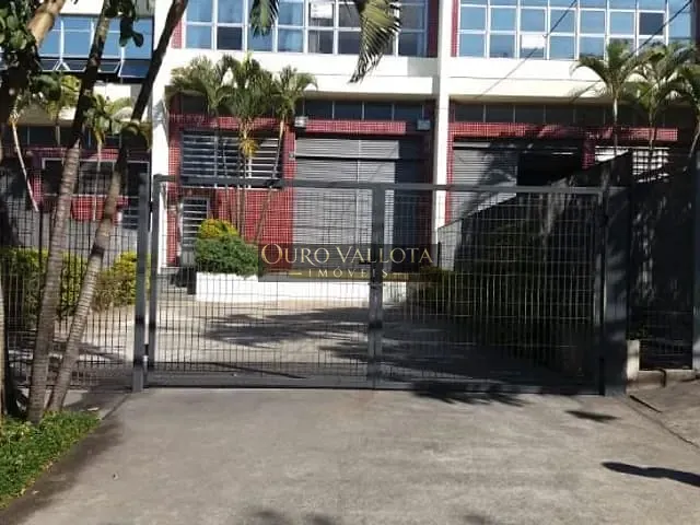 Galpão / Barracão com 560m², para alugar, no bairro Tamboré em Barueri