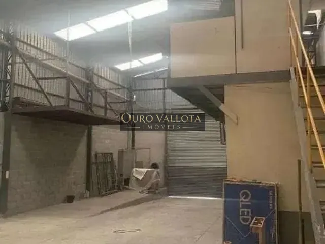 Galpão / Barracão com 509m², à venda, no bairro Vila Bertioga em São Paulo