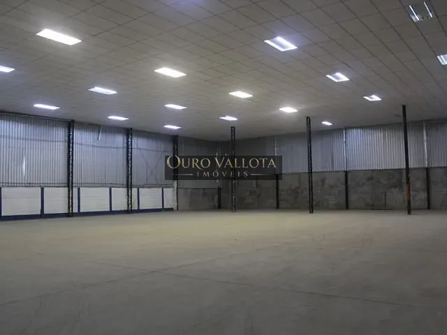 Galpão / Barracão com 2776m², para alugar, no bairro Presidente Altino em Osasco