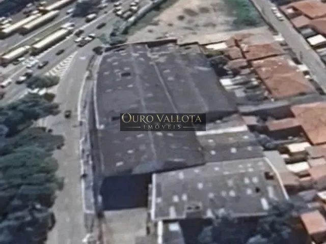 Galpão / Barracão com 6500m², à venda, no bairro Bom Retiro em São Paulo