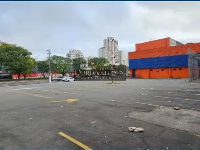 Galpão / Barracão com 3736m², para alugar, no bairro Mooca em São Paulo