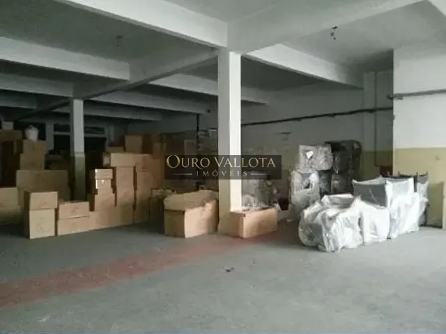 Galpão / Barracão com 2023m², para alugar, no bairro Catumbi em São Paulo