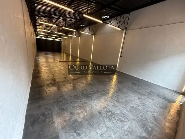 Galpão / Barracão com 182m², à venda, no bairro Vila Leopoldina em São Paulo