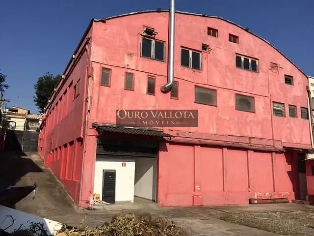 Galpão / Barracão com 750m², à venda, no bairro Bosque da Saúde em São Paulo