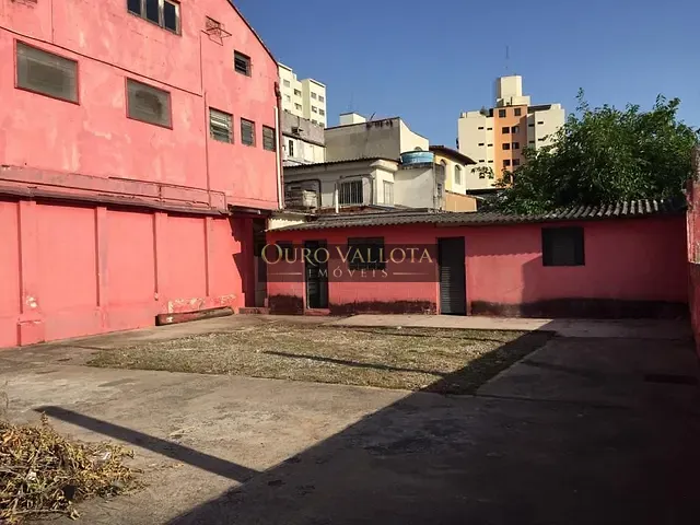 Galpão / Barracão com 750m², à venda, no bairro Bosque da Saúde em São Paulo