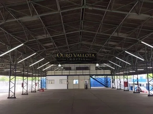 Galpão / Barracão com 6670m², para alugar, no bairro Vila Leopoldina em São Paulo