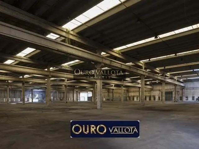 Galpão / Barracão com 15011m², à venda, no bairro Bonsucesso em Guarulhos