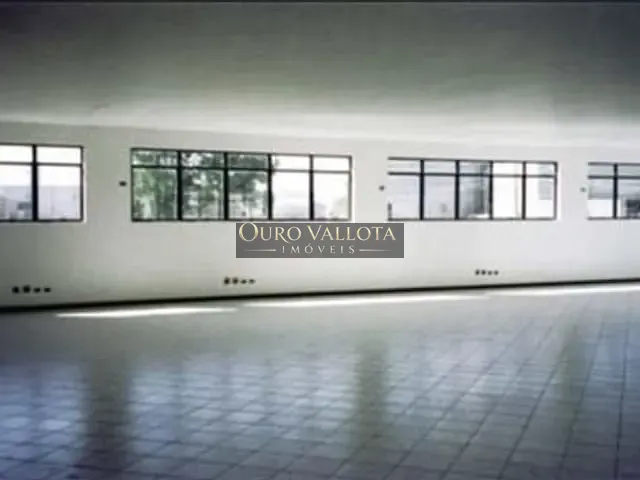 Galpão / Barracão com 4112m², para alugar, no bairro Água Rasa em São Paulo