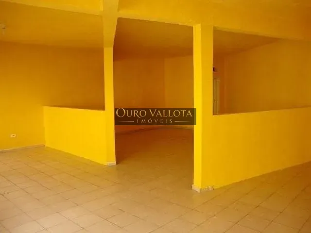 Galpão / Barracão com 1960m², à venda, no bairro Vila Itapoan em Guarulhos