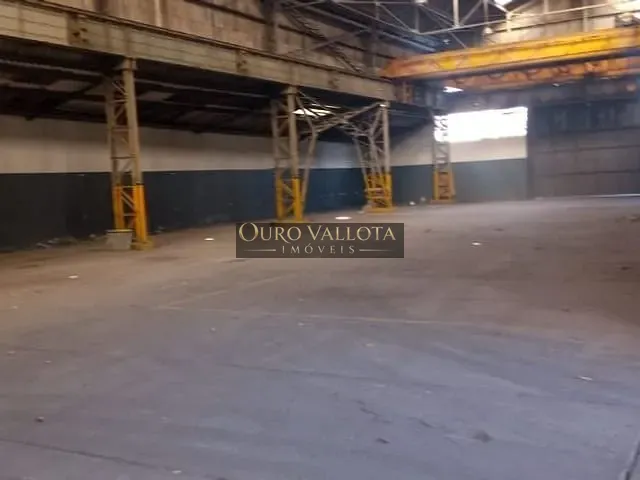 Galpão / Barracão com 4000m², para alugar, no bairro Vila Carioca em São Paulo