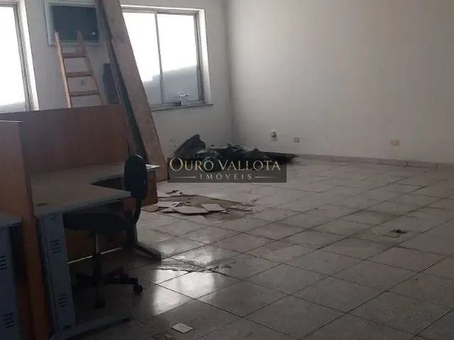 Galpão / Barracão com 4000m², para alugar, no bairro Vila Carioca em São Paulo