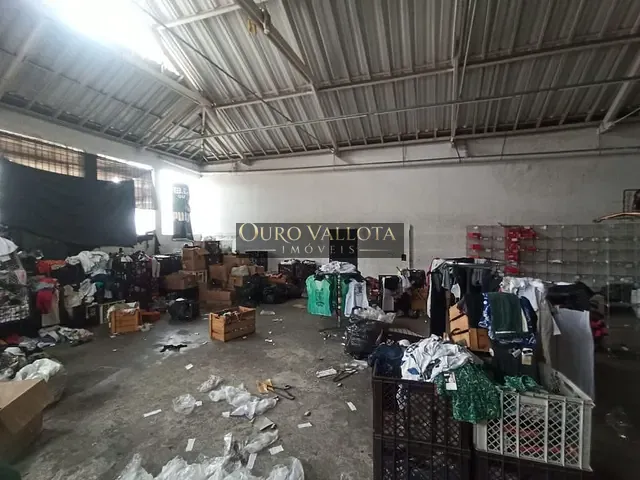 Galpão / Barracão com 800m², para alugar, no bairro Brás em São Paulo