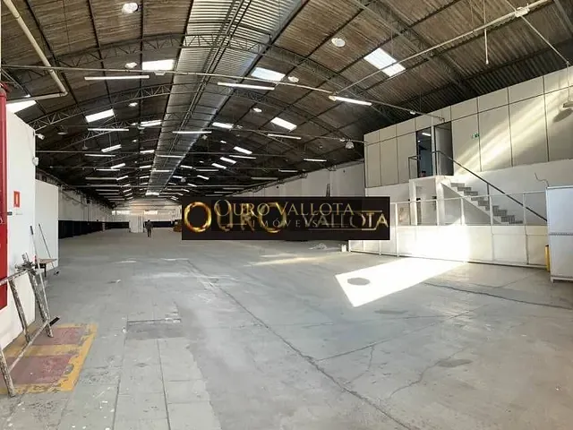 Galpão / Barracão com 4915m², para alugar, no bairro Carandiru em São Paulo