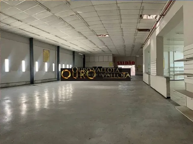Galpão / Barracão com 4915m², para alugar, no bairro Carandiru em São Paulo