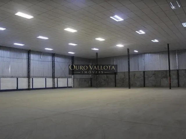 Galpão / Barracão com 8328m², para alugar, no bairro Presidente Altino em Osasco