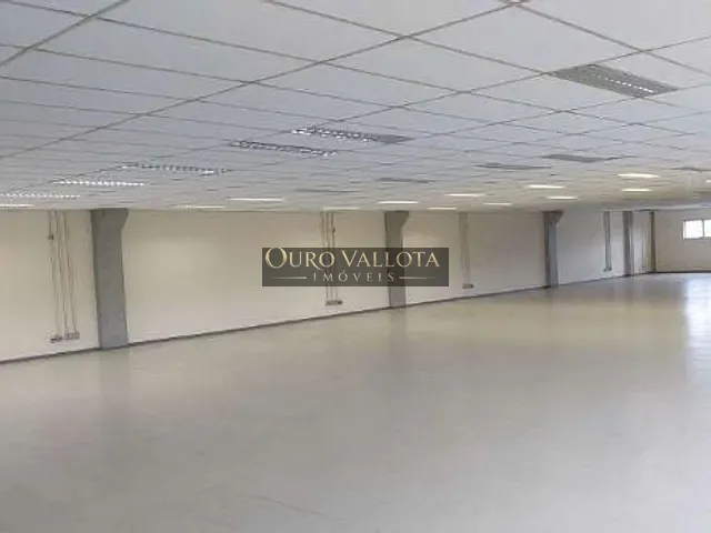 Galpão / Barracão com 9000m², para alugar, no bairro Pari em São Paulo