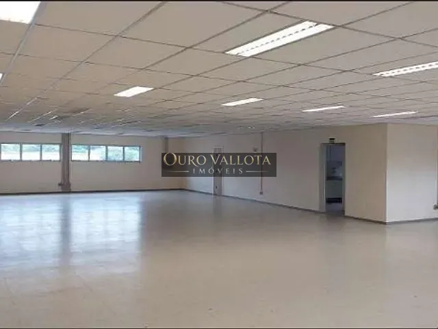 Galpão / Barracão com 9000m², para alugar, no bairro Pari em São Paulo