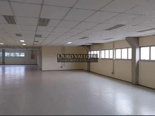 Galpão / Barracão com 9000m², para alugar, no bairro Pari em São Paulo