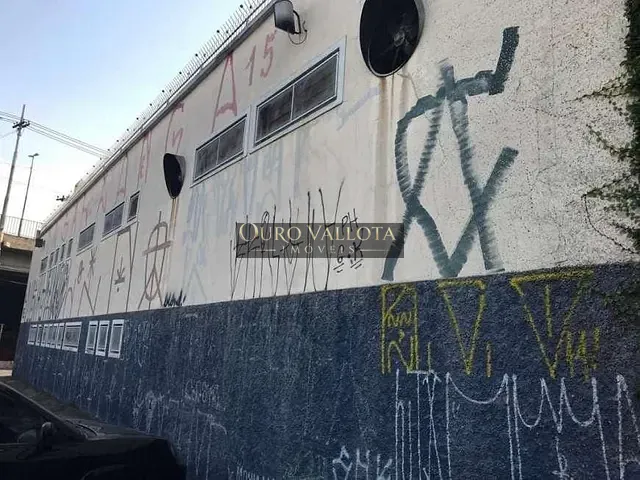 Galpão / Barracão com 800m², à venda, no bairro Brás em São Paulo