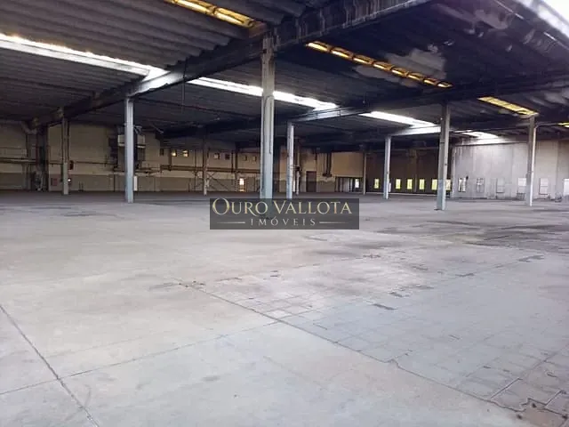 Galpão / Barracão com 33337m², para alugar, no bairro Tamboré em Barueri