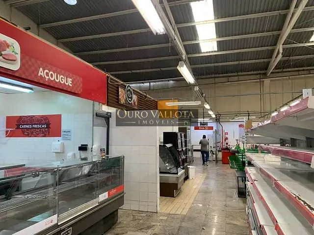 Galpão / Barracão com 700m², para alugar, no bairro Ermelino Matarazzo em São Paulo