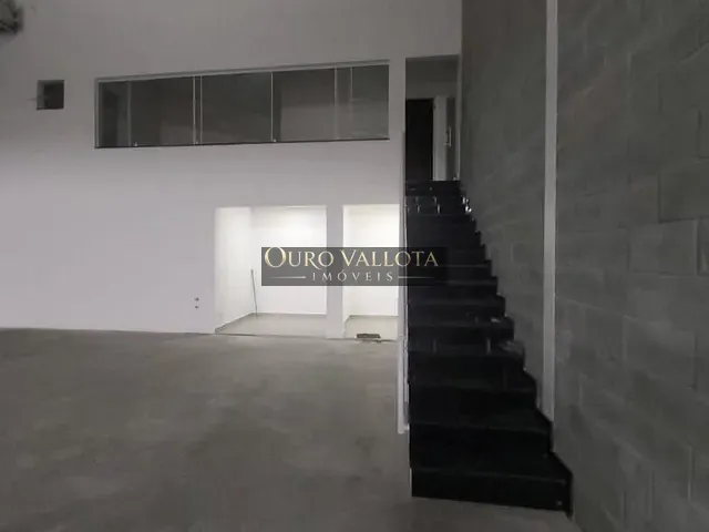 Galpão / Barracão com 300m², para alugar, no bairro Parque São Lucas em São Paulo
