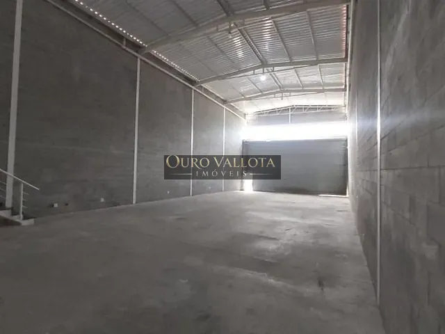 Galpão / Barracão com 300m², para alugar, no bairro Parque São Lucas em São Paulo