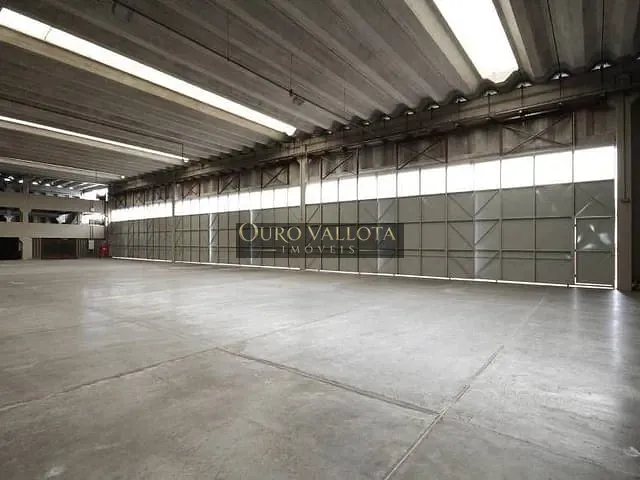 Galpão / Barracão com 6065m², à venda, no bairro Parque Novo Mundo em São Paulo