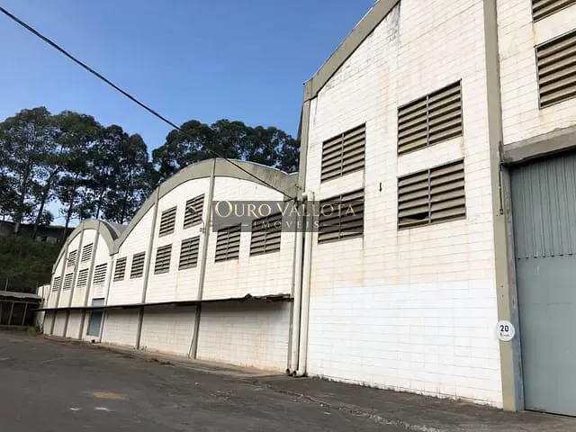 Galpão / Barracão com 42730m², à venda, no bairro Guarulhos - Zupi em São Paulo