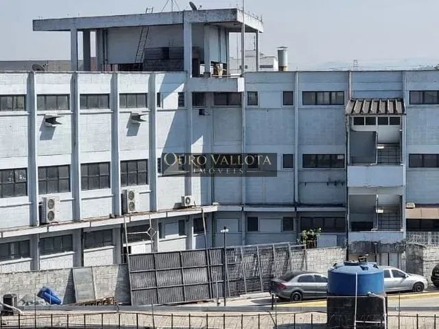 Galpão / Barracão com 4700m², para alugar, no bairro Cidade Industrial Satélite de São Paulo em Guarulhos