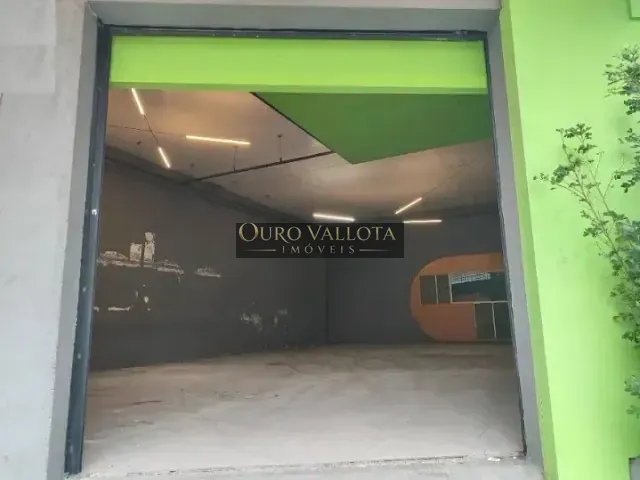 Galpão / Barracão à venda, no bairro Vila Bertioga em São Paulo
