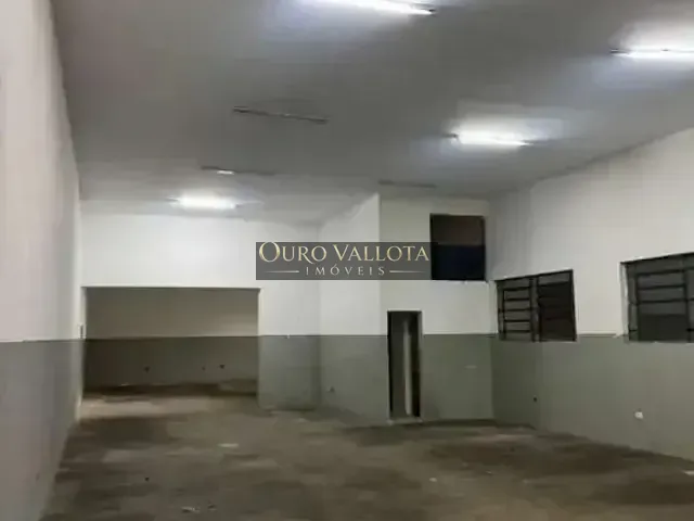 Galpão / Barracão com 355m², para alugar, no bairro Vila Prudente em São Paulo