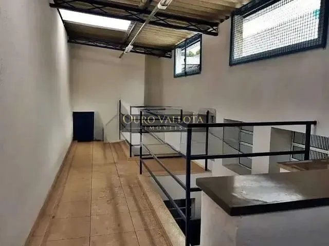 Galpão / Barracão com 325m², para alugar, no bairro Brás em São Paulo